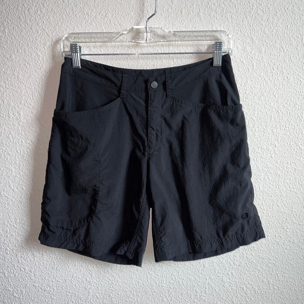 Mountain Hardwear Black Nylon Mid Rise Hiking Outdoor Shorts Women's 6